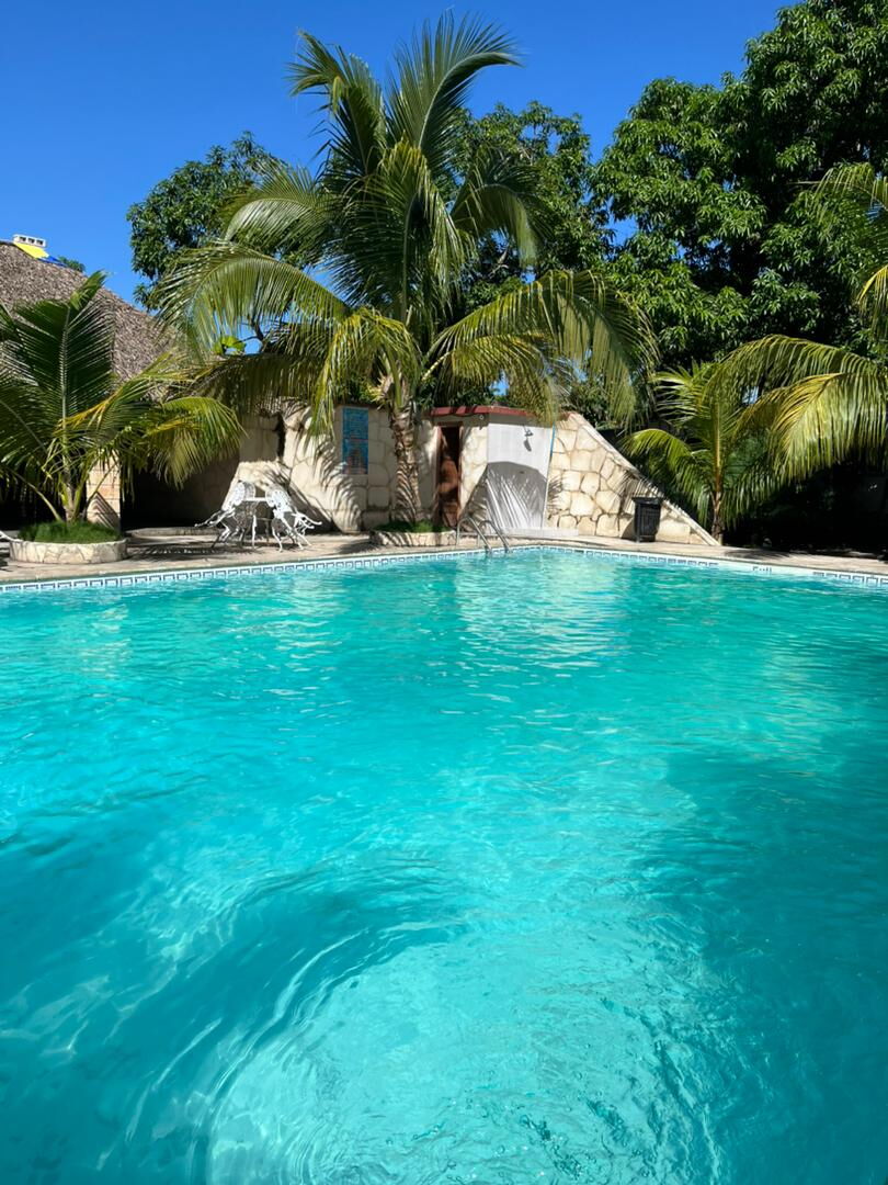 Portada de Piscina The Place - Alquiler para eventos en Boyeros