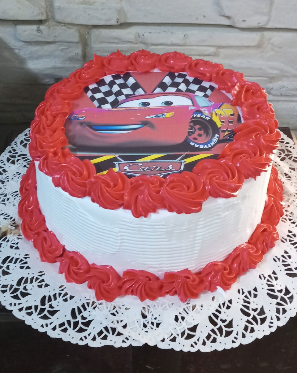 Portada de Cakes temáticos con foto comestible para celebraciones