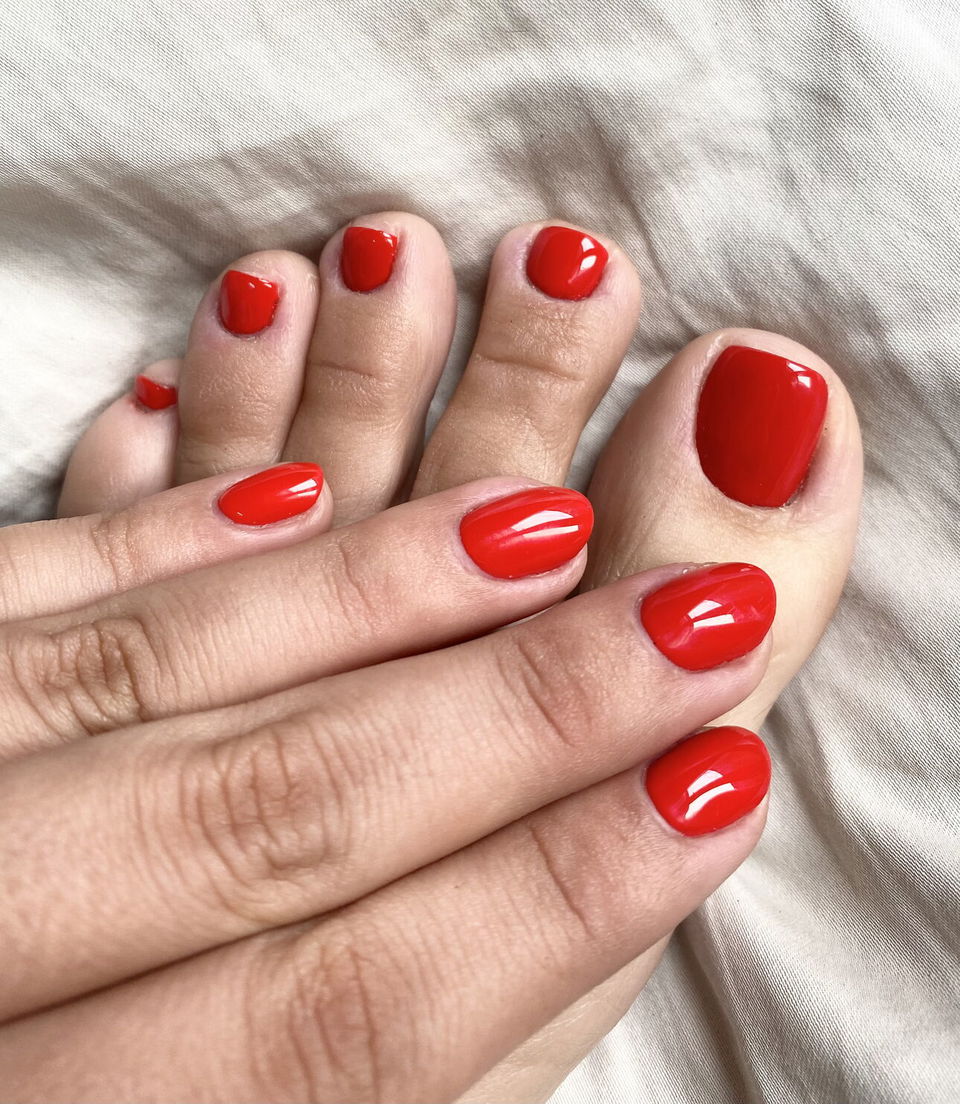 Portada de Manicura y pedicura a domicilio en El Cerro