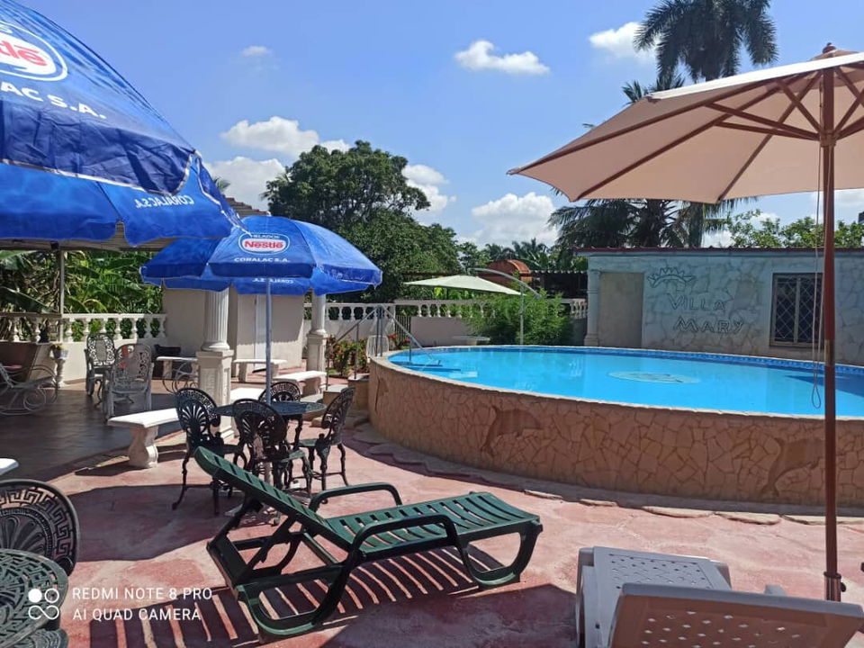 Portada de Pasadía con piscina privada en Boyeros