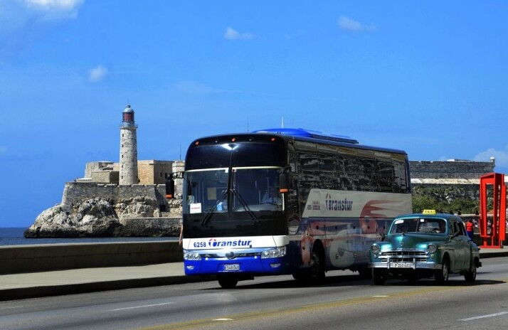 Portada de Transporte La Habana - Varadero - La Habana