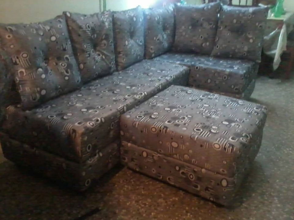 Portada de Reparación de muebles y tapicería experta