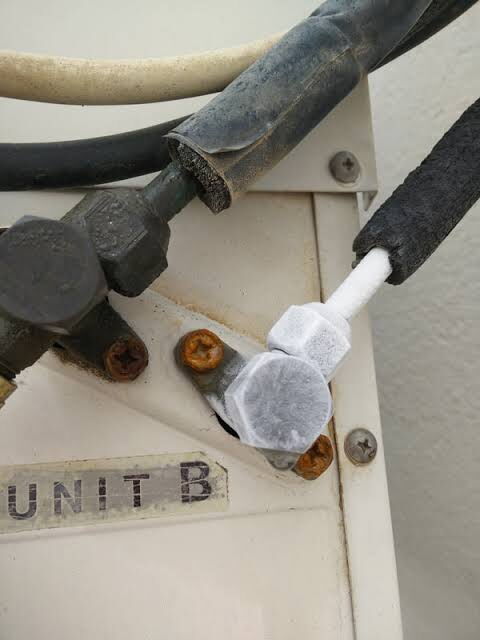 Portada de Recarga de refrigerante y mantenimiento de aires acondicionados y refrigeración