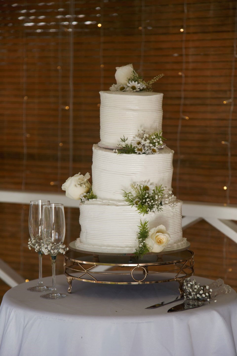 Portada de Servicio de Catering para Bodas y Eventos en Casa o Salón