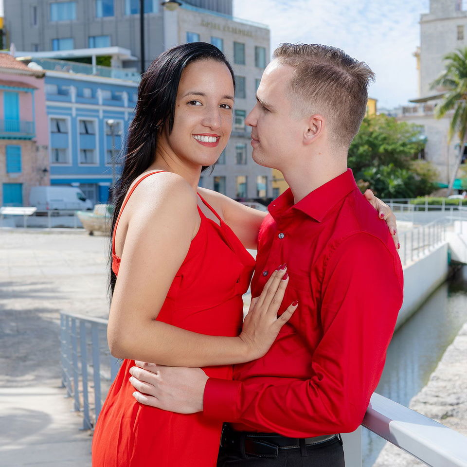 Portada de Fotógrafo profesional de sesiones en exteriores en La Habana