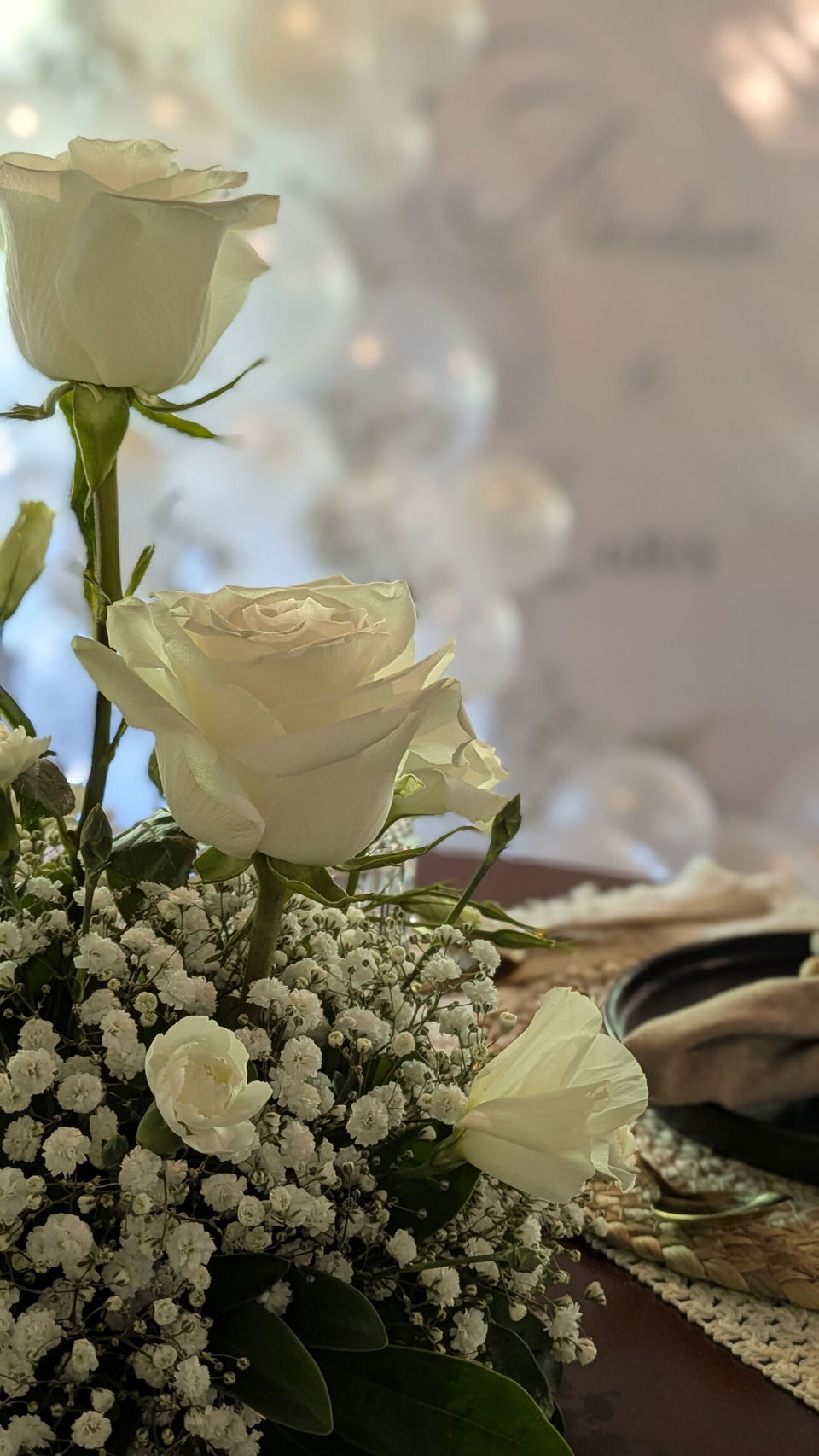 Portada de Decoración de bodas, montaje y ambientación de fiestas