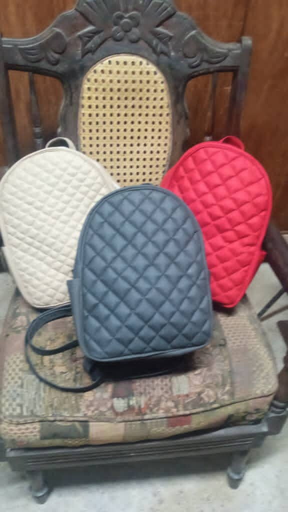 Portada de Bolsos, carteras y mochilas por encargo