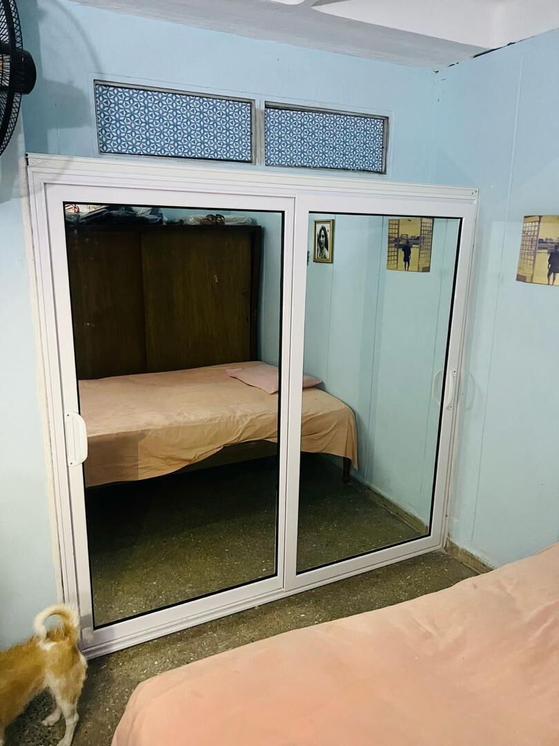 Portada de Mamparas de baño y puertas para closet