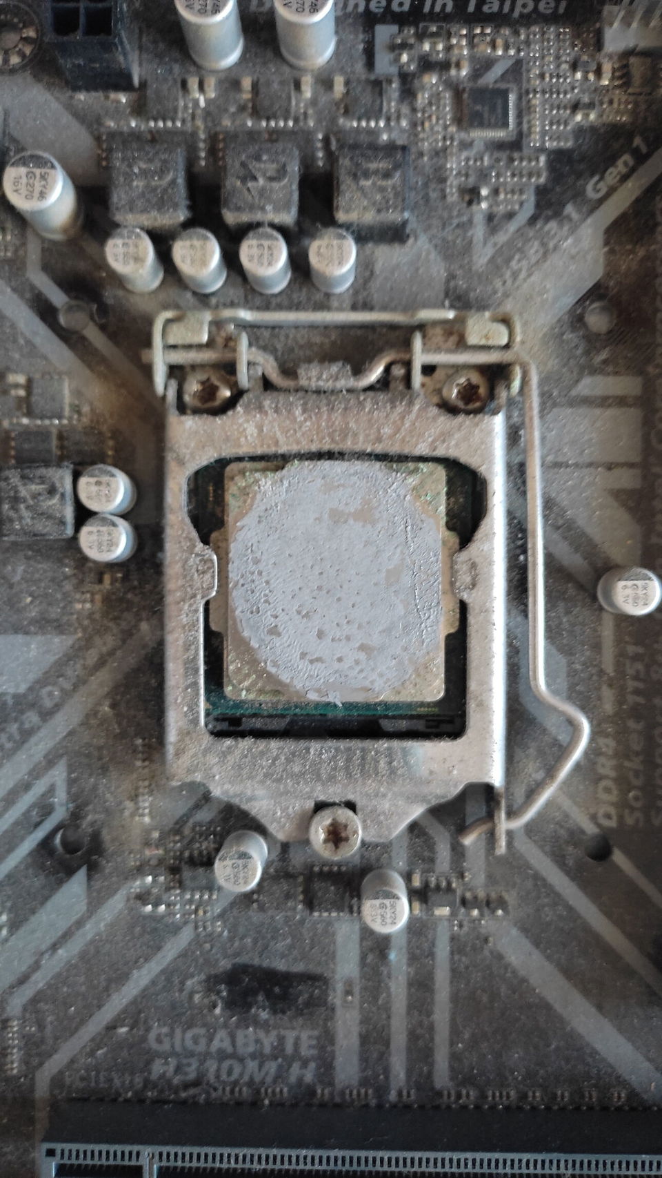 Portada de Mantenimiento y reparación de PC y laptop por informático con experiencia