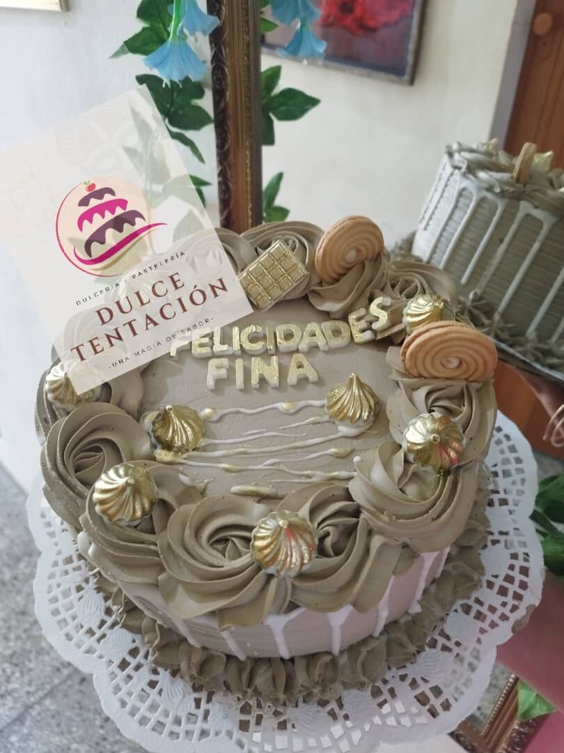 Portada de Cakes por encargo para cumpleaños, bodas y eventos especiales