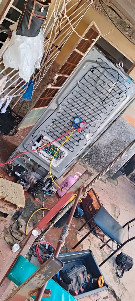 Portada de Reparación de refrigeración, clima y técnico