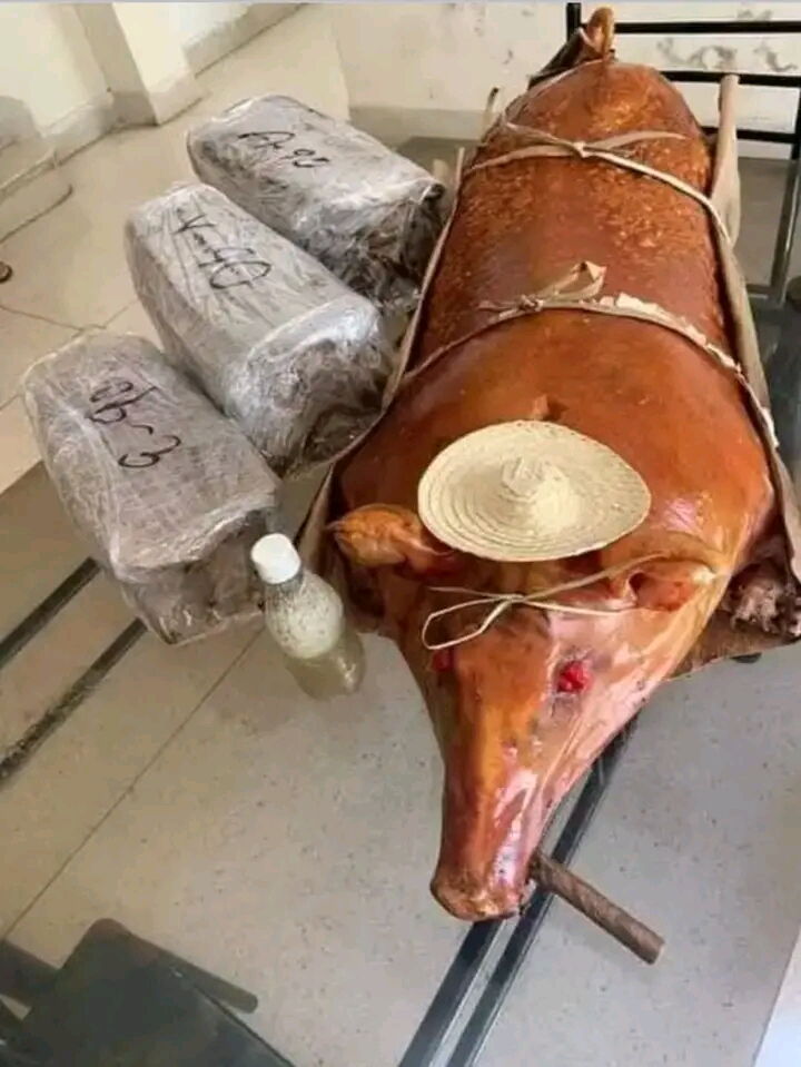 Portada de Cerdo asado para 60 comensales