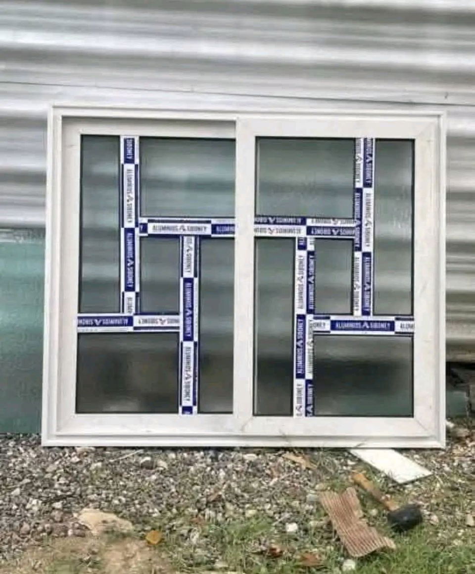 Portada de Ventanas de corredera y puertas de exterior e interior a medida