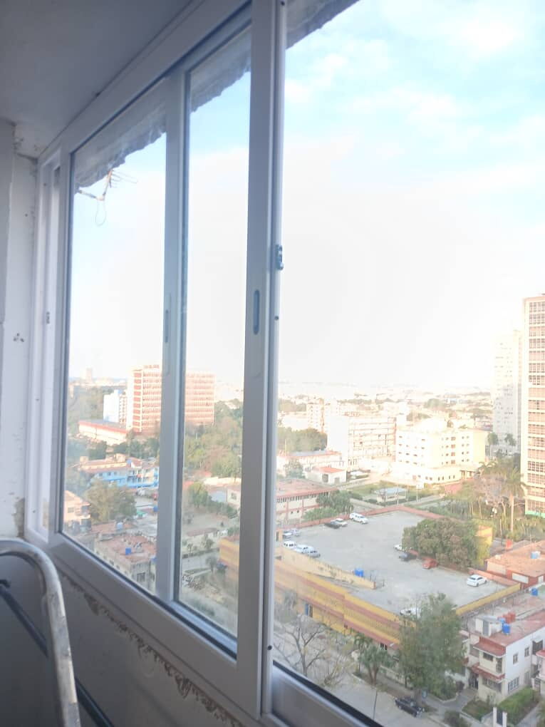 Portada de Reparaciones de carpintería de aluminio en La Habana