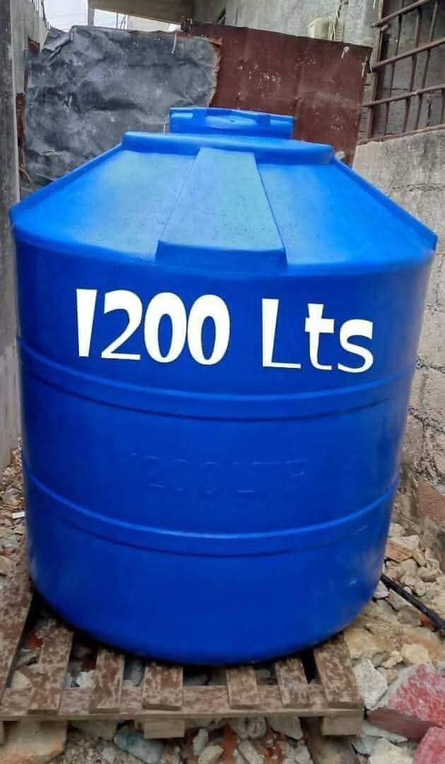 Portada de Tanques de 1200 litros con transporte incluido