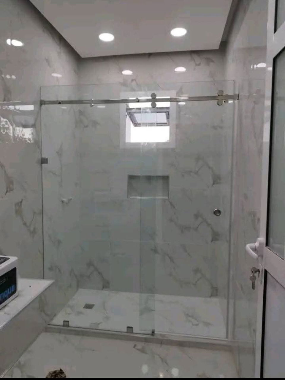 Portada de Cristales en decoración: soluciones modernas con vidrio arquitectónico