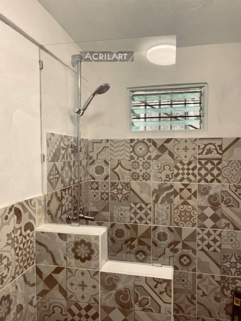 Portada de Trabajos en acrílico e imitación a cristal