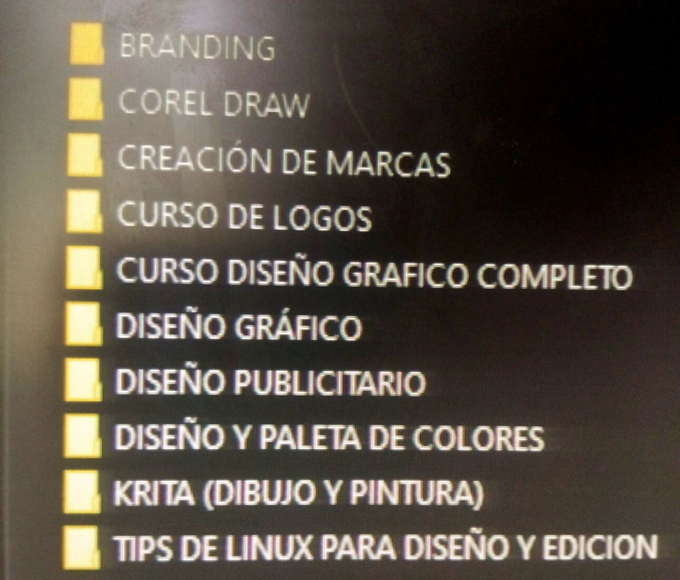 Portada de Diseño gráfico desde cero: cursos de diseño web, fotografía y más
