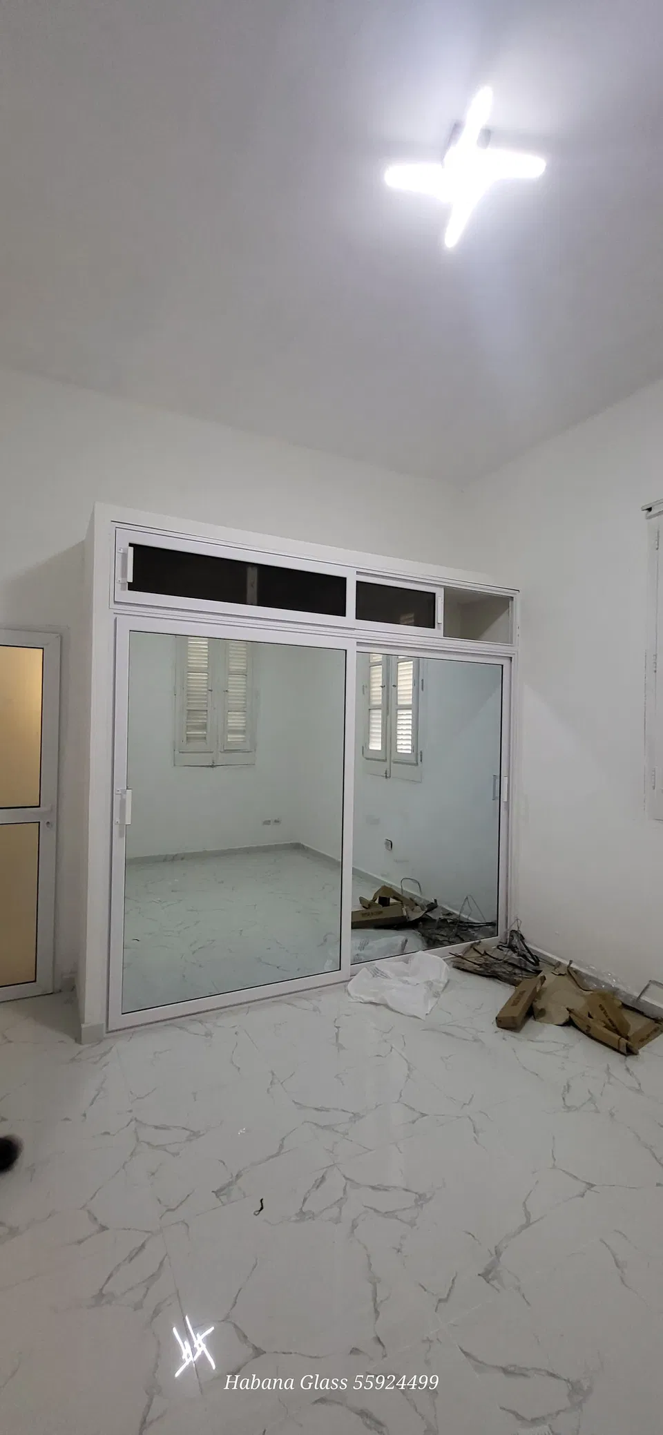 Portada de Estructuras modernas en aluminio y cristal - Carpintería de Aluminio en La Habana