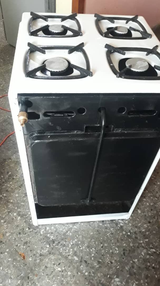 Portada de Mecánico de cocinas de gas: chapistería, mantenimiento y reparaciones