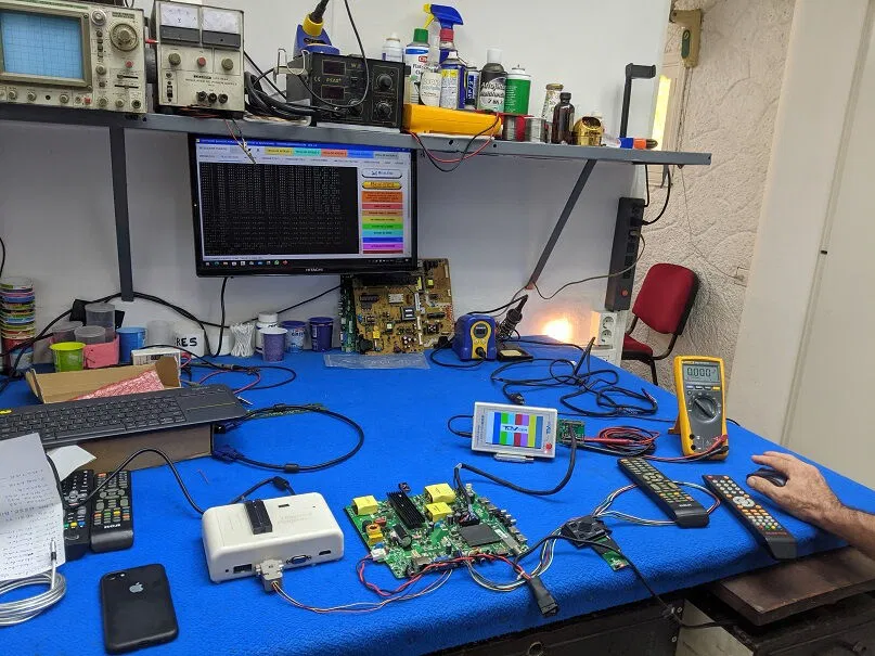 Portada de Reparación de Televisores Calimax: Plasma, LCD, LED, 4K, OLED y QLED