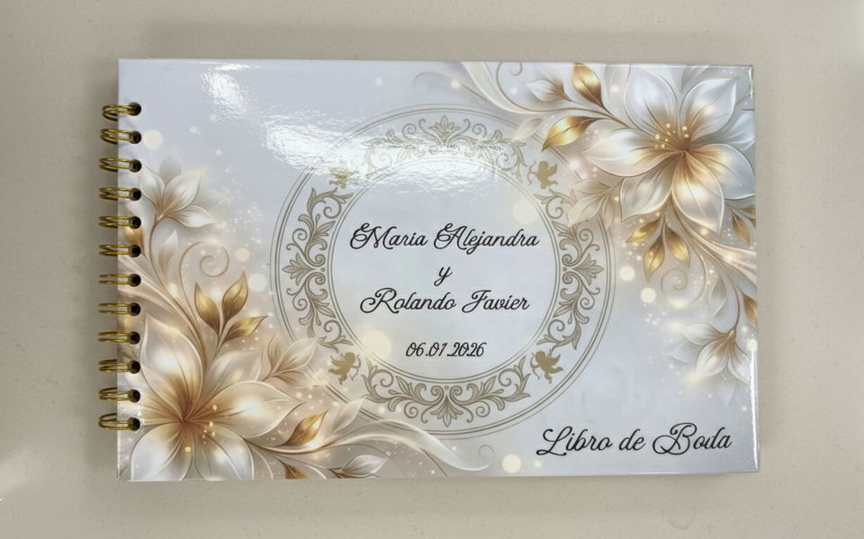 Portada de Diseño y producción de papelería personalizada para bodas, quinces y eventos