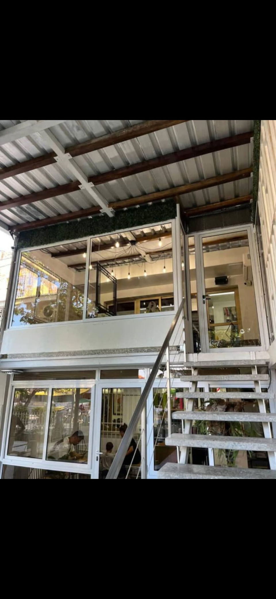 Portada de Marquetería de aluminio y cristal: ventanas, puertas, mamparas y más