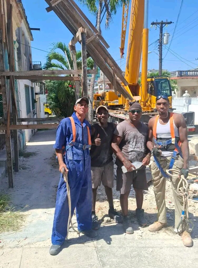 Portada de Demolición y apuntalamientos profesionales