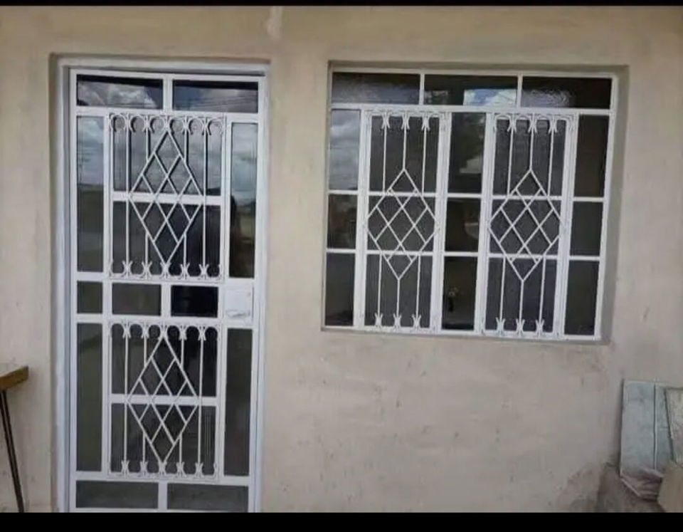 Portada de Herrería artística profesional: puertas, ventanas y más