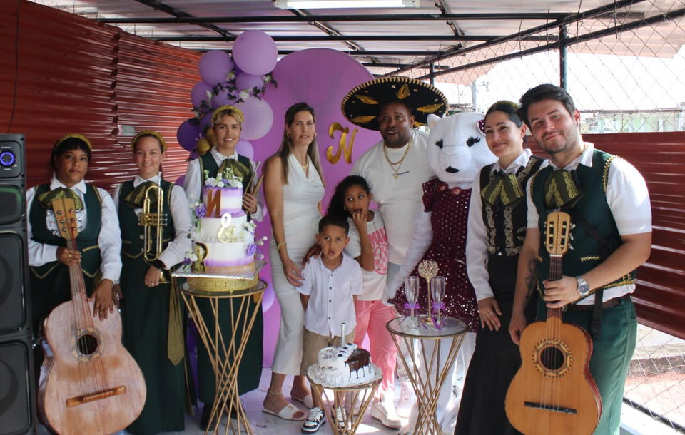 Portada de Mariachis en La Habana para eventos y celebraciones