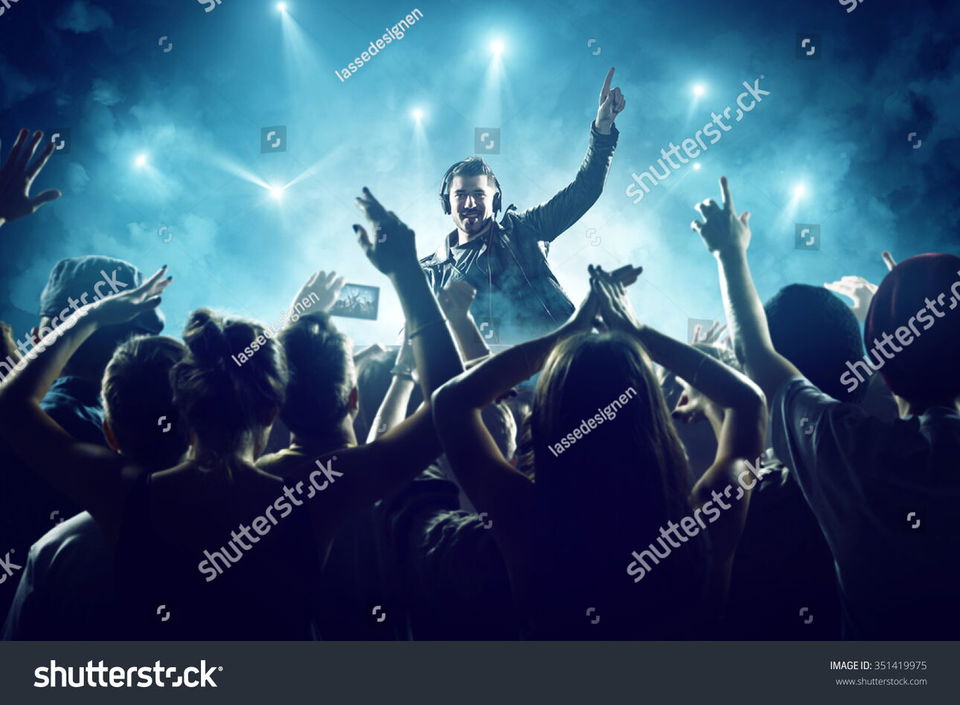 Portada de DJ, animador, pantalla y efectos para tus fiestas y eventos en La Habana