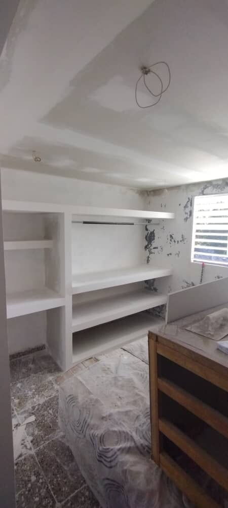Portada de Trabajos en Pladur: Clósets, Falsos Techos, Paredes y Muebles