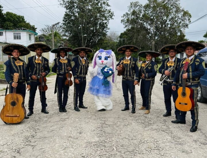 Portada de Mariachis en La Habana para serenatas y eventos especiales