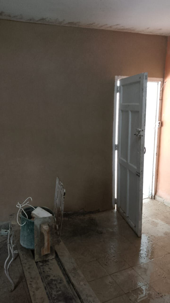Portada de Albañilería, pintura y enchapes en La Habana