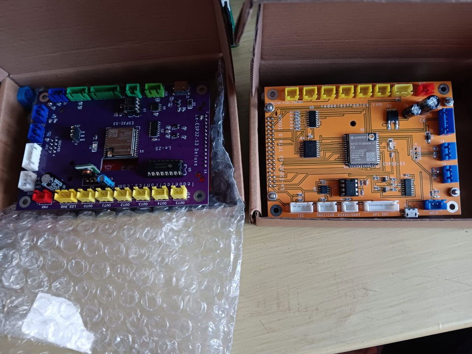 Portada de Clases de programación y electrónica con ESP32-S3. Desarrolla tus proyectos