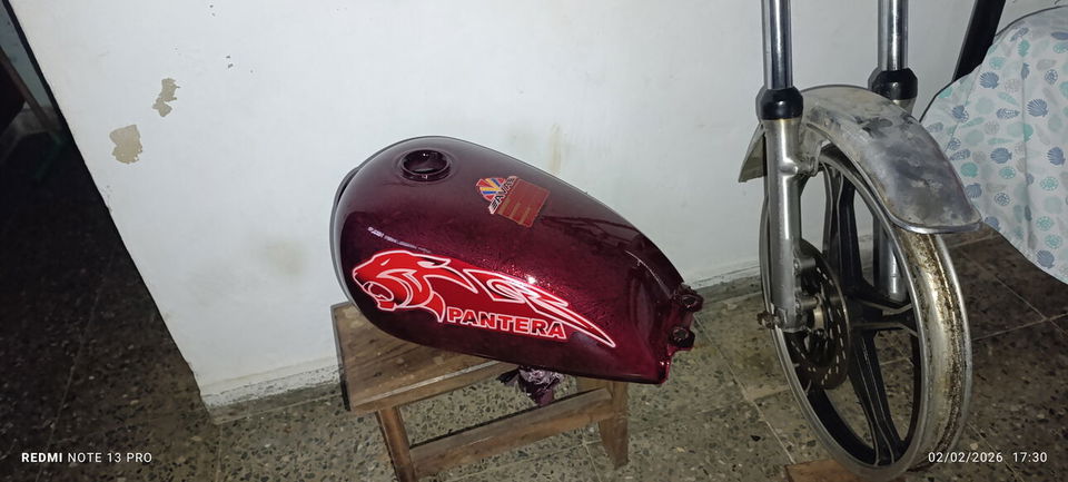 Portada de Pintura efecto cristal y personalización de motos, bicicletas y autos