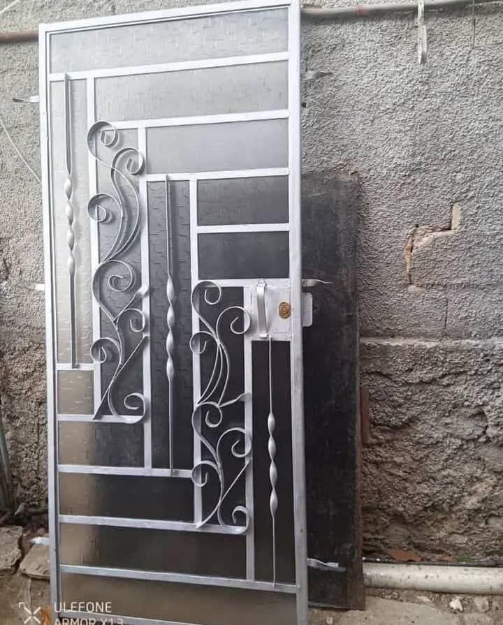 Portada de Confecciones de acero y cristal para tu hogar