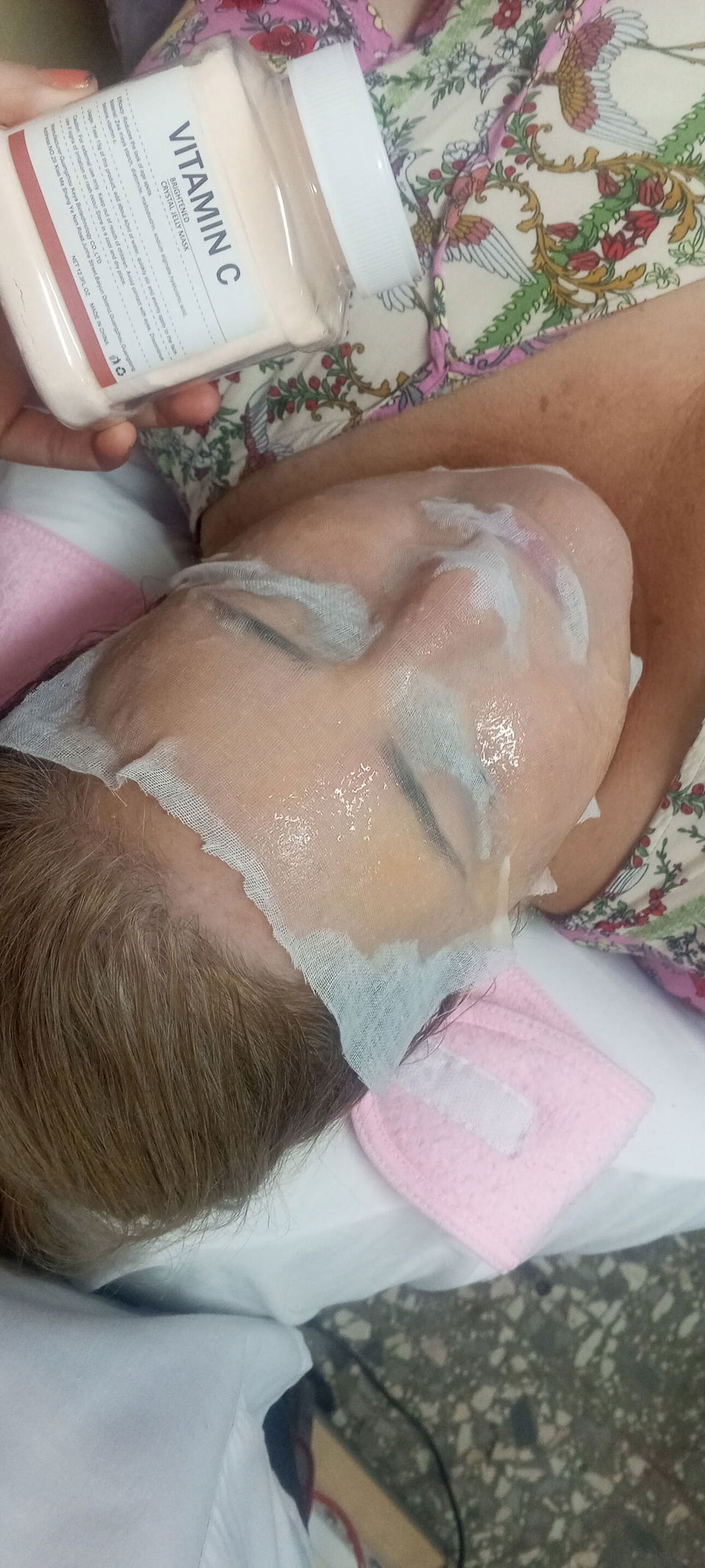 Portada de Riti's Salón Spa: limpieza facial, masajes, pestañas, cejas, manicura y más