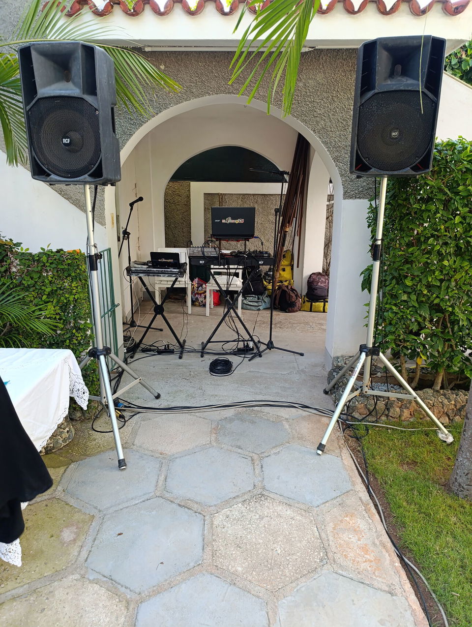 Portada de Sonido y DJ para tu evento en La Habana