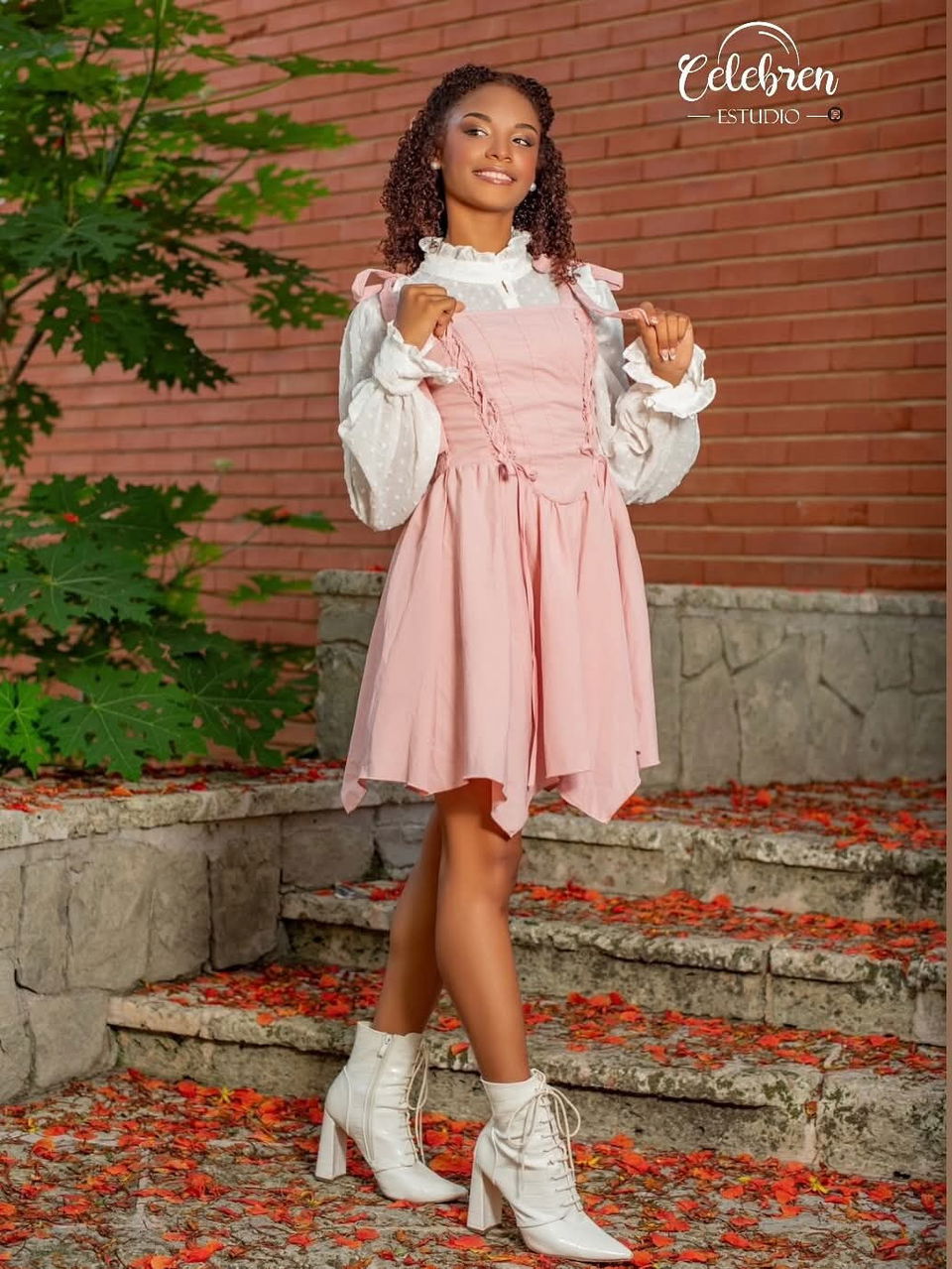 Portada de Fotos de Quince con combinación de colores