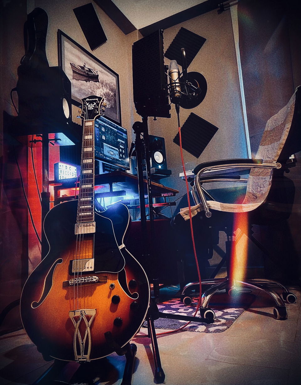 Portada de Producción musical profesional y estudio de grabación en El Vedado