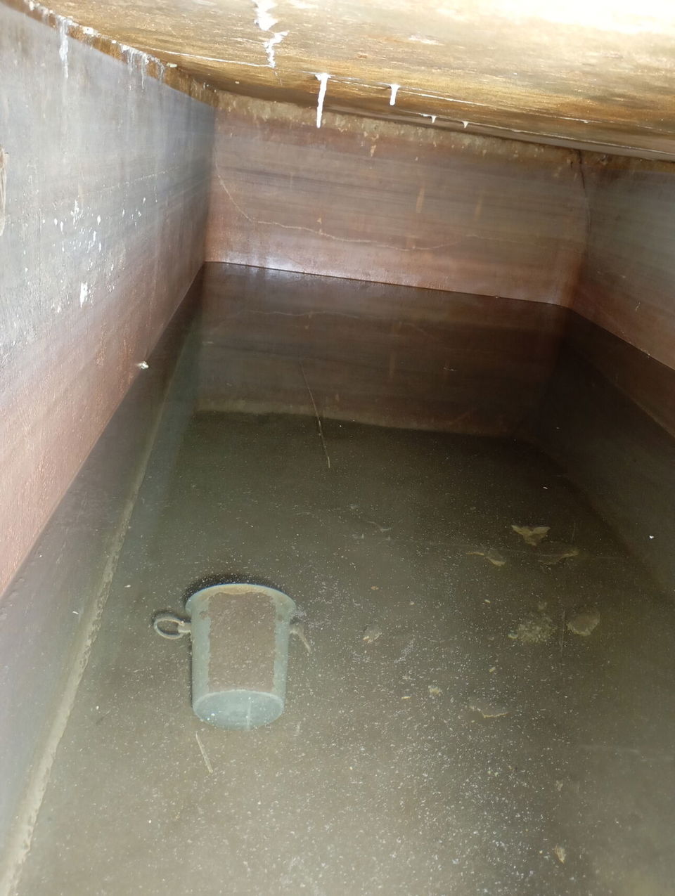 Portada de Limpieza profesional de cisternas y tanques de agua