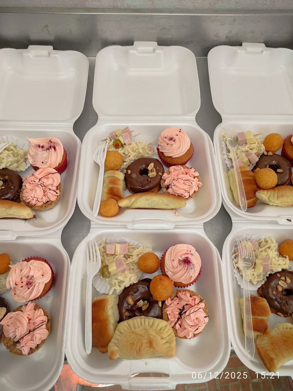 Portada de Buffet para fiestas - Oferta 8